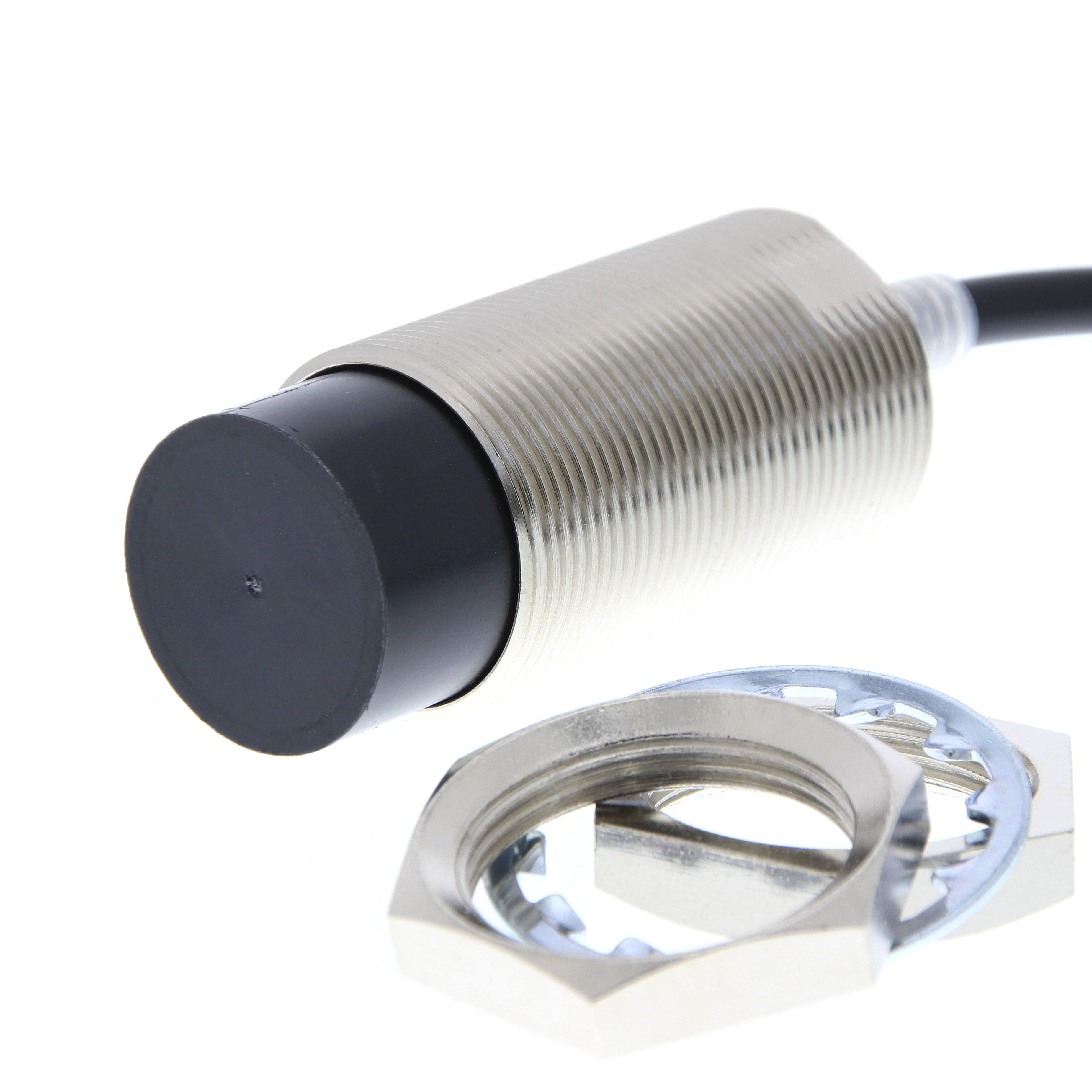 Proximity sensor, inductive, brass-nickel, M30, non-shielded, 40 mm, NC, 5 m cable robotic, DC 2-wir